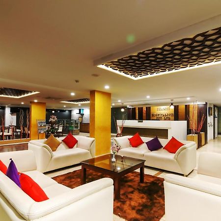 Icon Suites By Bhagini Bangalore Exterior photo