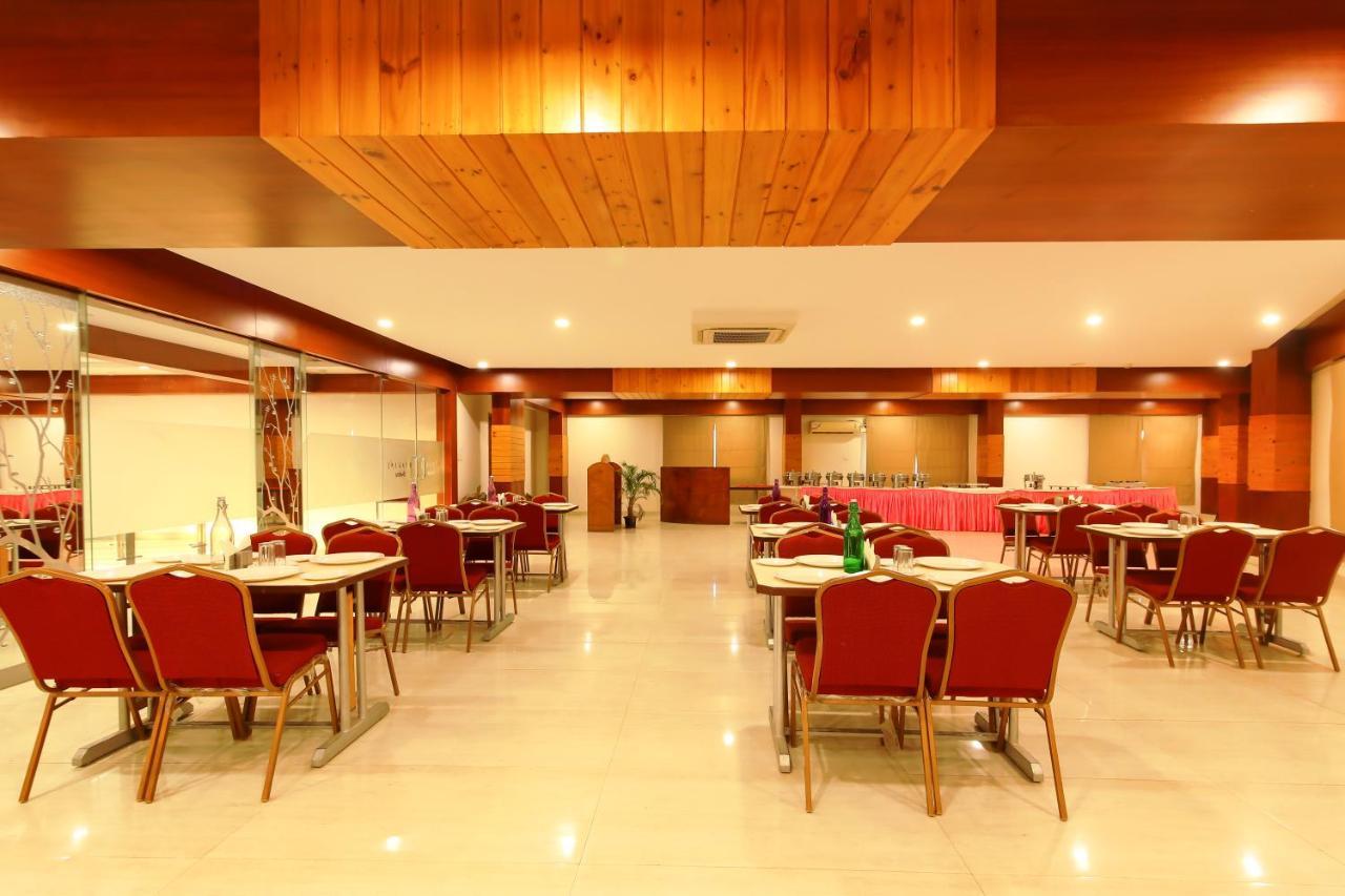 Icon Suites By Bhagini Bangalore Exterior photo